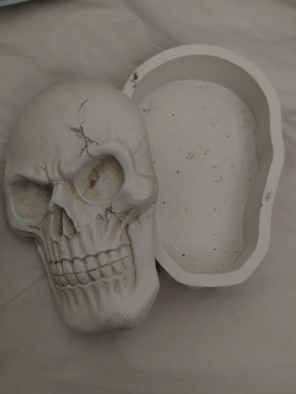 White Decorative Skull Trinket Box